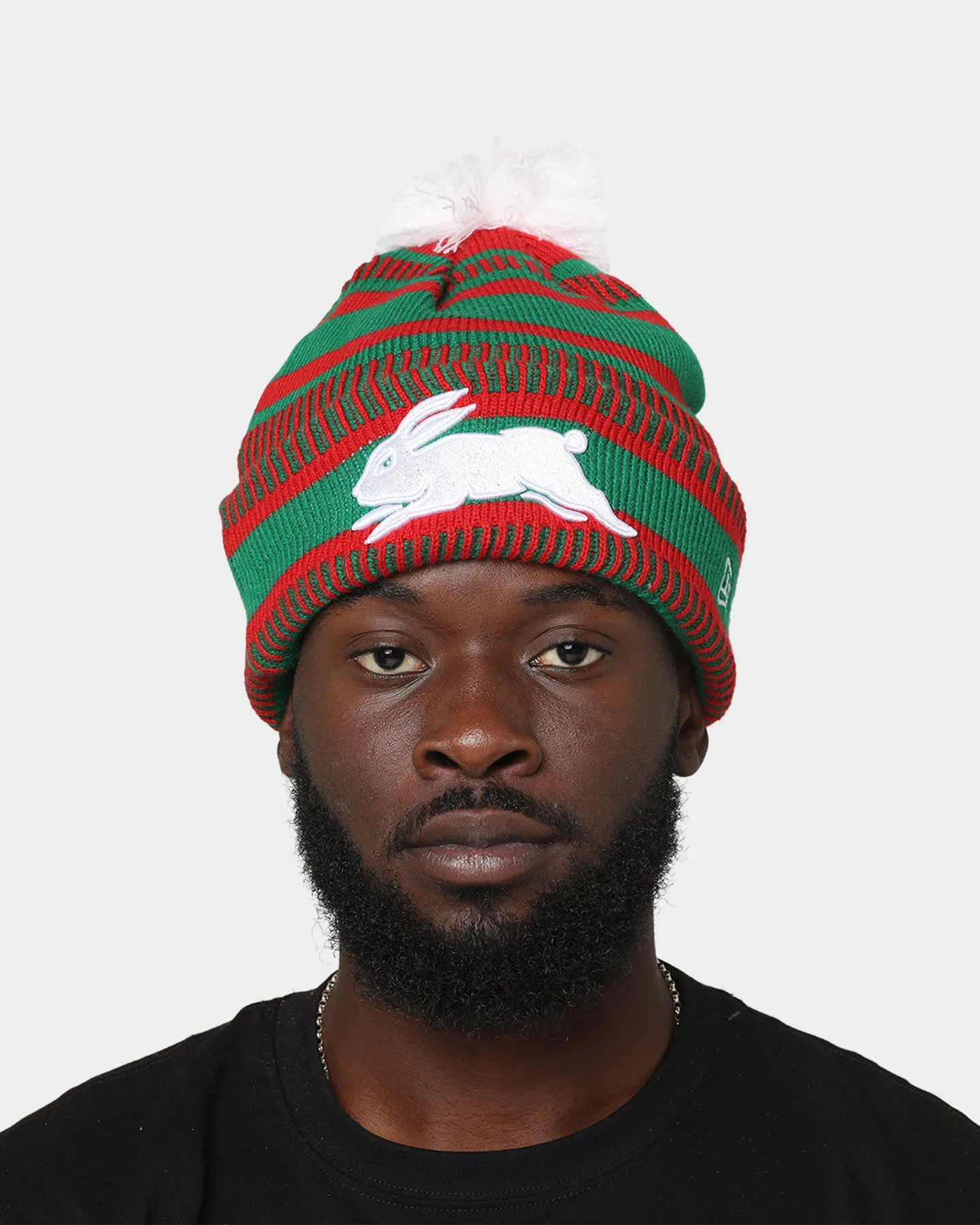 New Era South Sydney Rabbitohs NRL Kick Off 2022 Pom Wordmark Beanie Green/Red