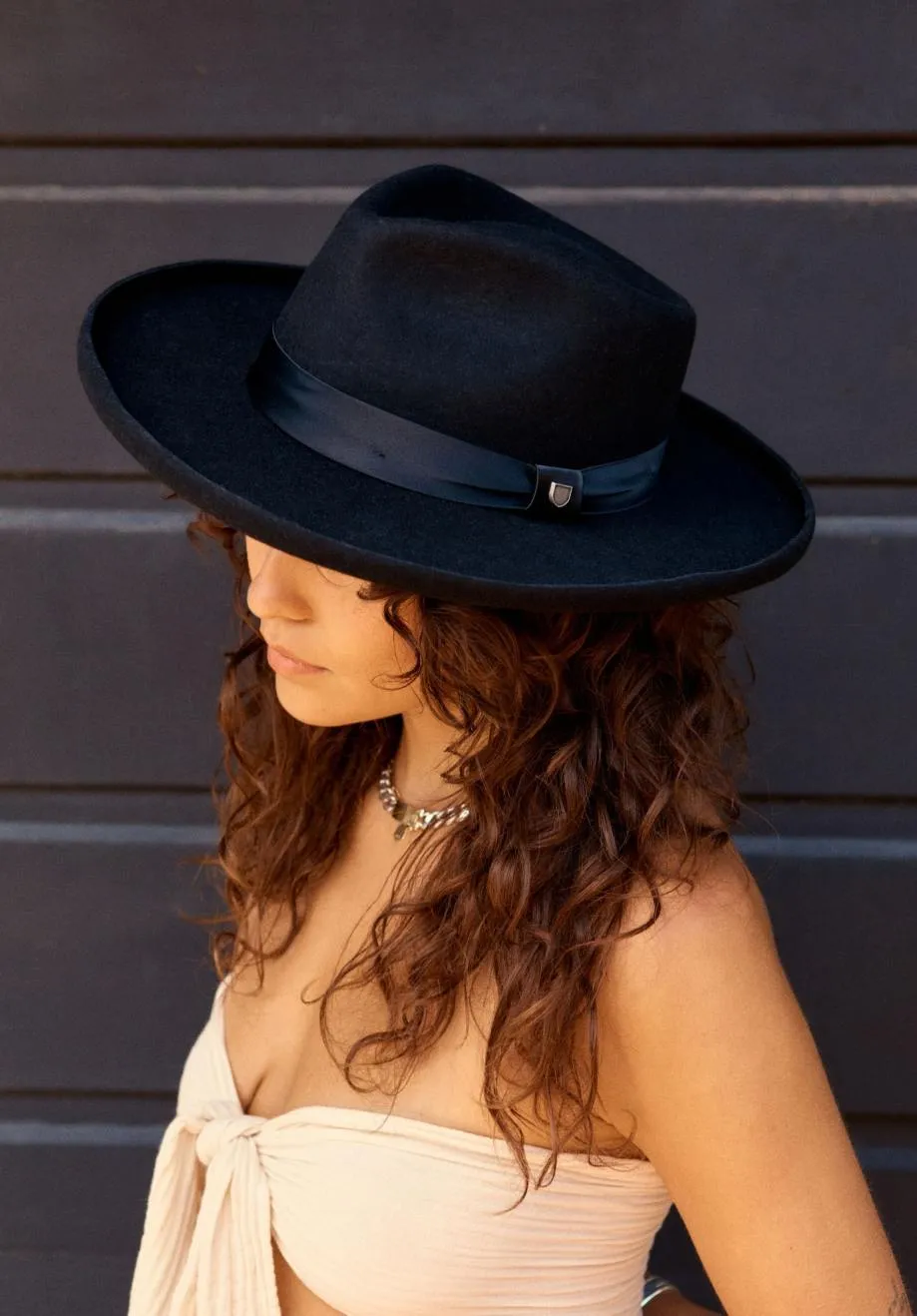 Victoria Felt Fedora - Black/Black Satin